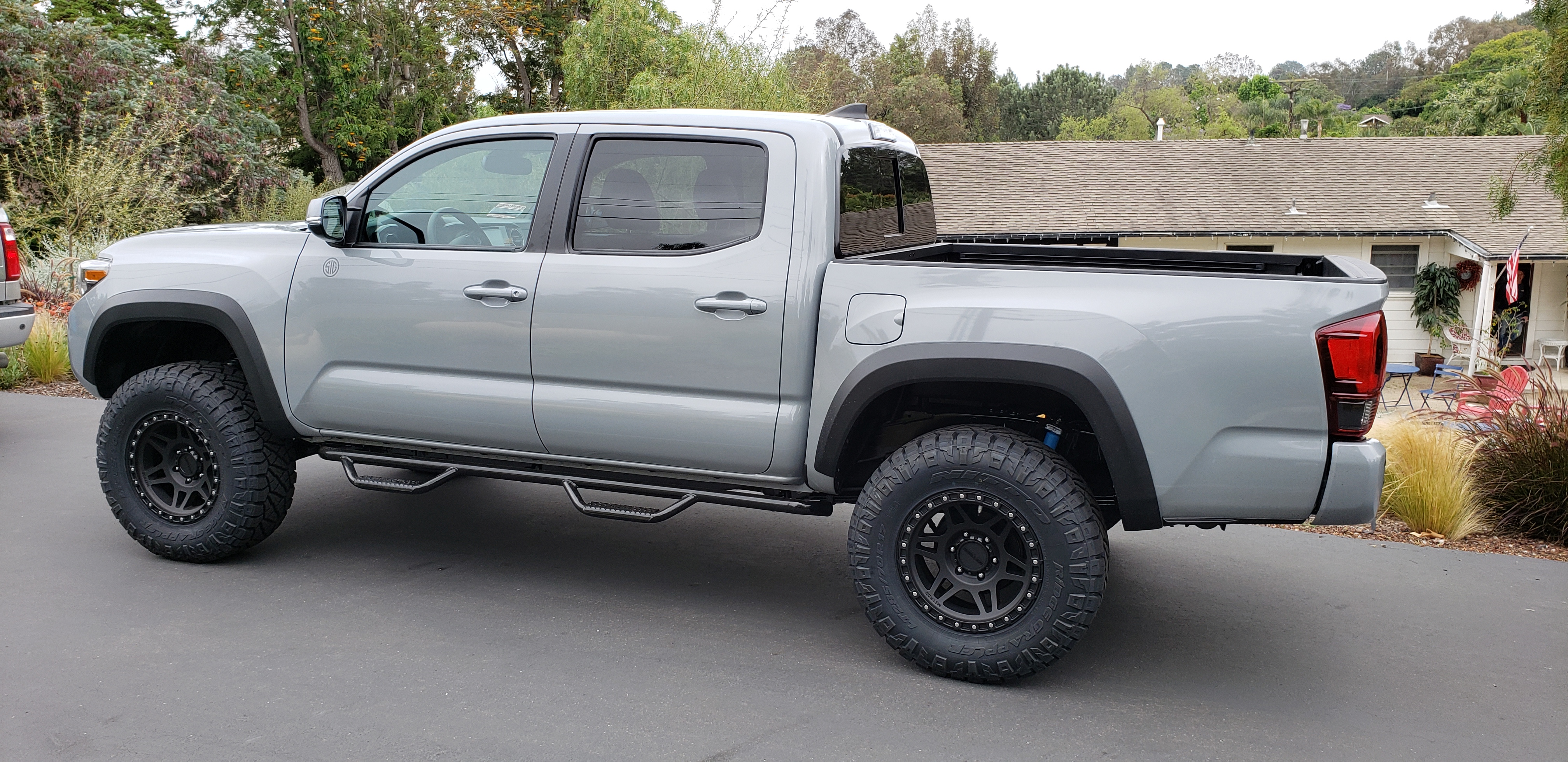 2019 Toyota Tacoma TRD Off Road - Cement Grey - 3" Lift - 33's - V6