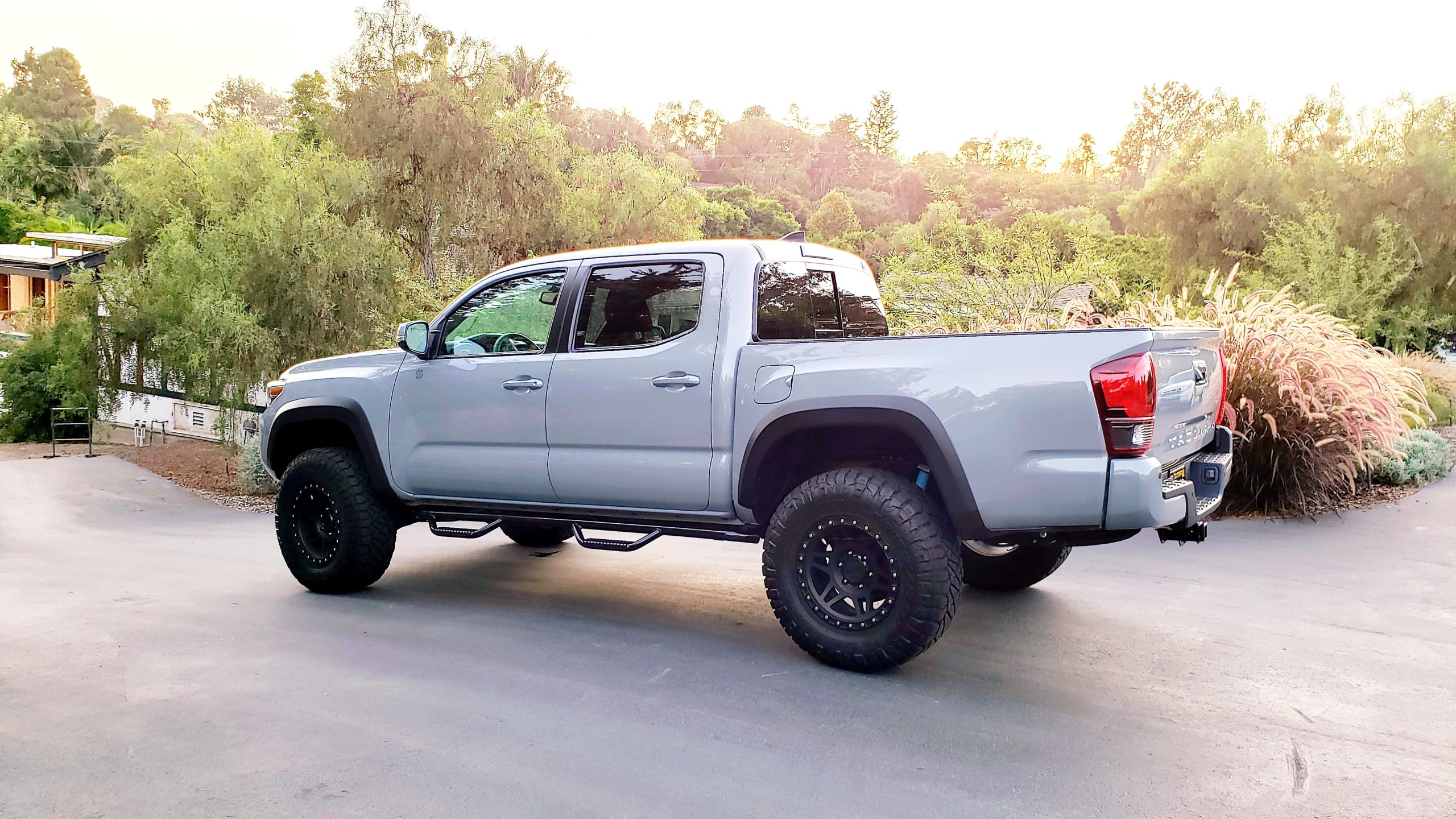 2019 Toyota Tacoma TRD Off Road - Cement Grey - 3" Lift - 33's - V6